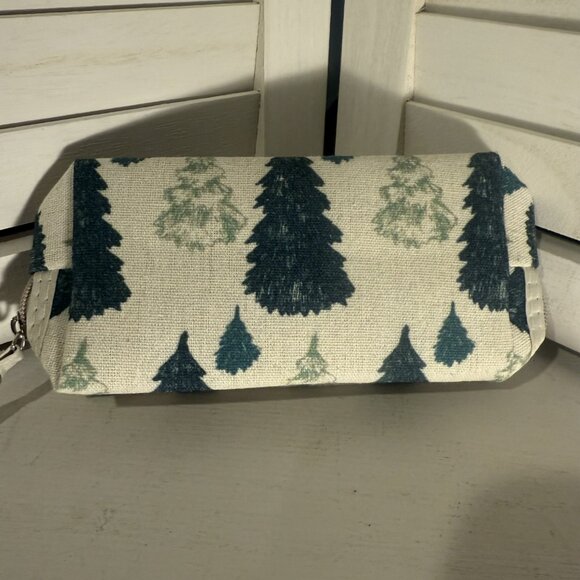 Pine Tree Print Cosmetic Pouch – NWT, 100% Polyester - Picture 2 of 2